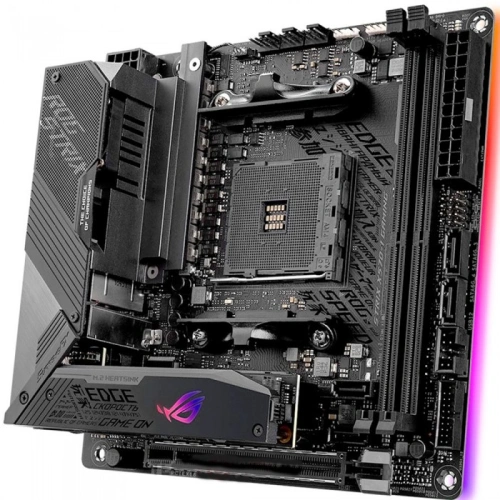 Материнская плата ASUS ROG STRIX X570-I GAMING 4 x кабель SATA, антенна Wi-Fi, диск с ПО, документация, задняя планка, удлинитель для ARGB