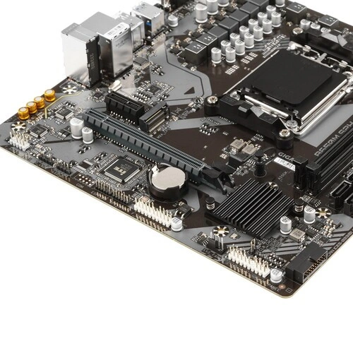 Материнская плата Gigabyte B650M S2H x кабель SATA, документация, задняя планка