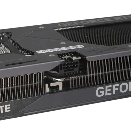 Видеокарта Gigabyte (GV-N5070EAGLE OC-12GD) GeForce RTX 5070 12GB EAGLE SFF OC