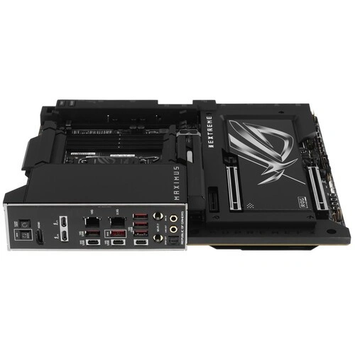 Материнская плата ASUS ROG MAXIMUS Z890 EXTREME (90MB1IA0-M0EAY0) 2 x кабель SATA, 2 x разветвитель ARGB, 2 x разветвитель для вентиляторов, Q-коннектор, антенна WiFi, держатель для вентилятора зоны ОЗУ, документация, комплект наклеек, крепеж для разъема 