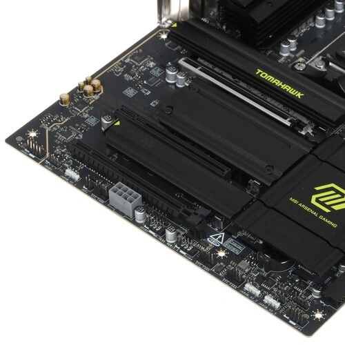 Материнская плата MSI MAG X870 TOMAHAWK WIFI 2 x кабель SATA, документация, комплект наклеек, крепеж для разъема M.2, флешка с ПО