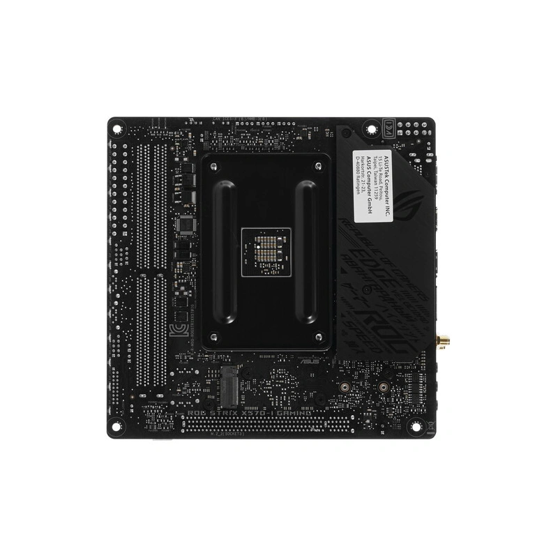 Материнская плата ASUS ROG STRIX X570-I GAMING 4 x кабель SATA, антенна Wi-Fi, диск с ПО, документация, задняя планка, удлинитель для ARGB