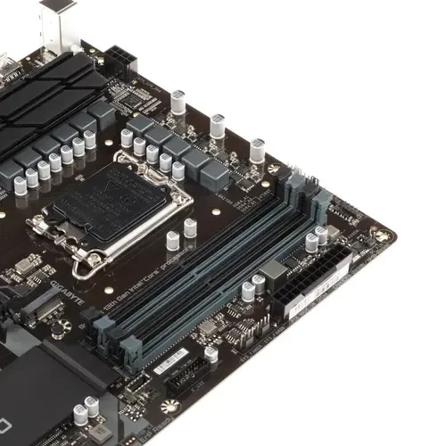 Материнская плата Gigabyte B760 DS3H DDR4 2 x кабель SATA, документация, задняя планка