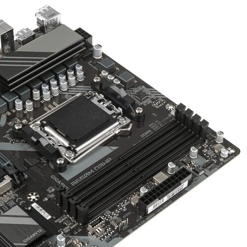 Материнская плата Gigabyte B650M D3HP документация, задняя планка, кабель SATA