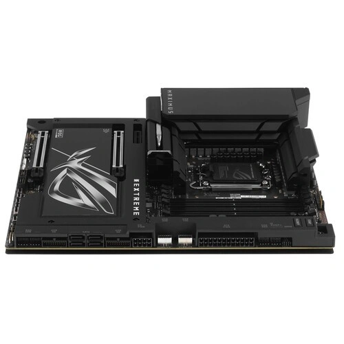 Материнская плата ASUS ROG MAXIMUS Z890 EXTREME (90MB1IA0-M0EAY0) 2 x кабель SATA, 2 x разветвитель ARGB, 2 x разветвитель для вентиляторов, Q-коннектор, антенна WiFi, держатель для вентилятора зоны ОЗУ, документация, комплект наклеек, крепеж для разъема 
