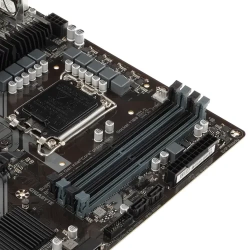 Материнская плата Gigabyte B760M DS3H AX DDR4 2 x кабель SATA, антенна Wi-Fi, документация, задняя планка