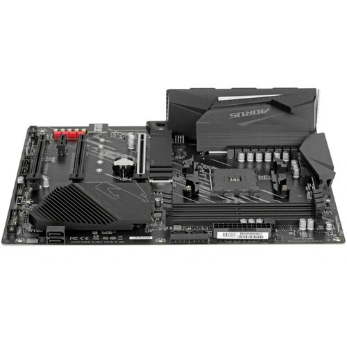 Материнская плата Gigabyte B550 AORUS ELITE V2 x кабель SATA